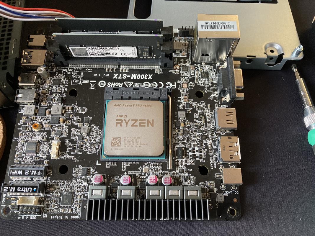 Initial test configuration with Ryzen 5 PRO 4650G and 16GB of RAM.