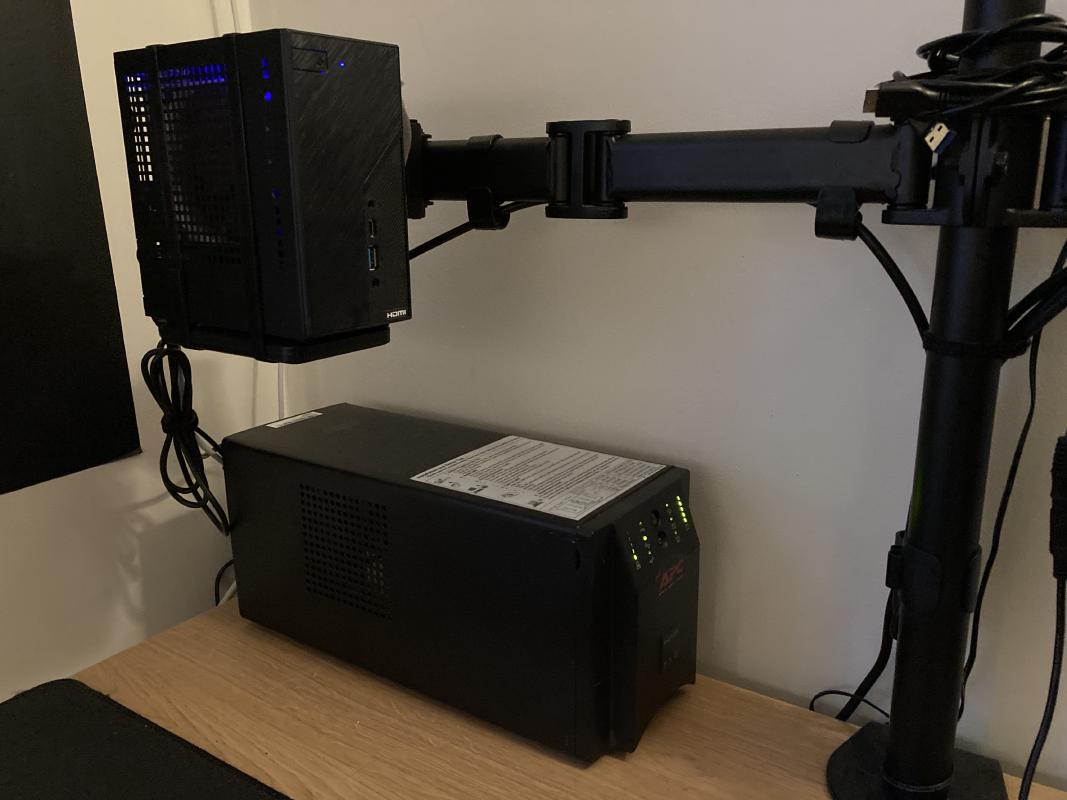 The UPS is many times larger than the actual server.