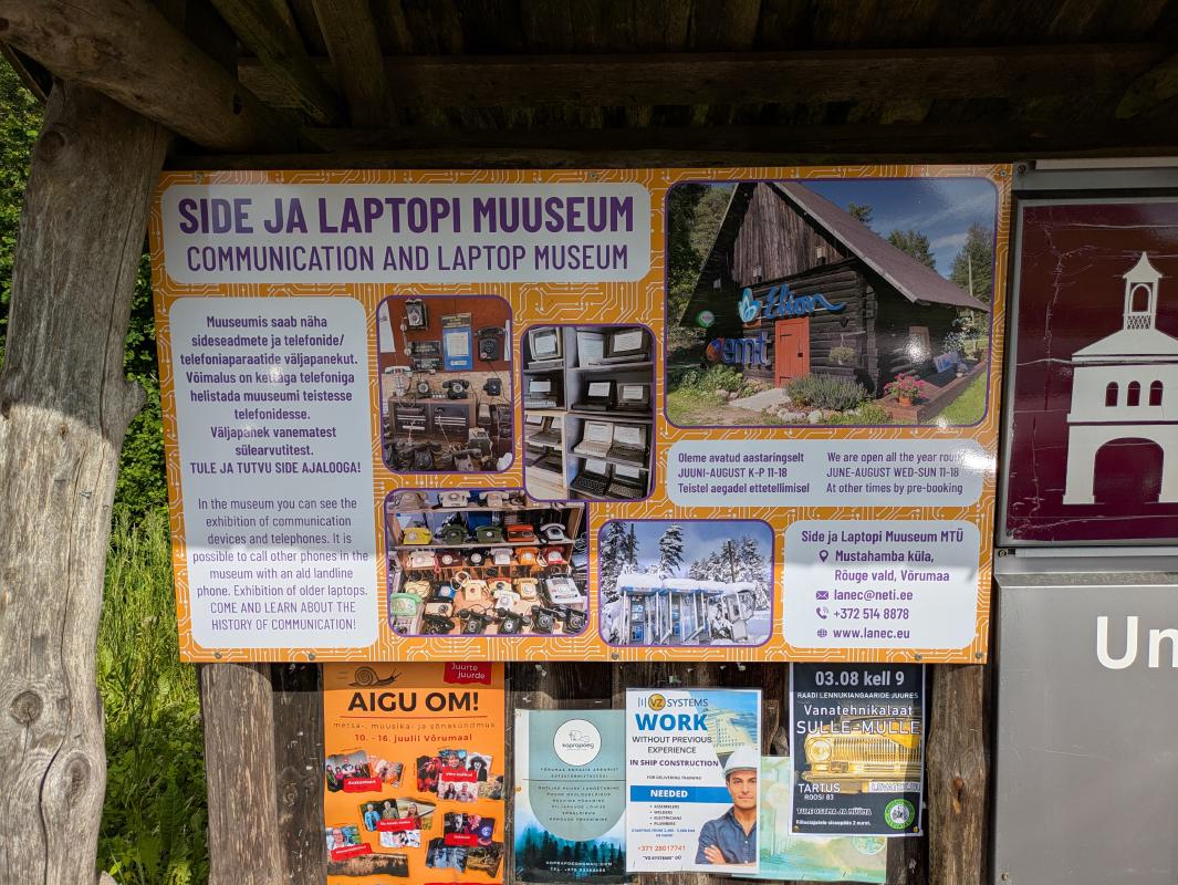 A larger sign in a parking lot near Suur Munamägi.